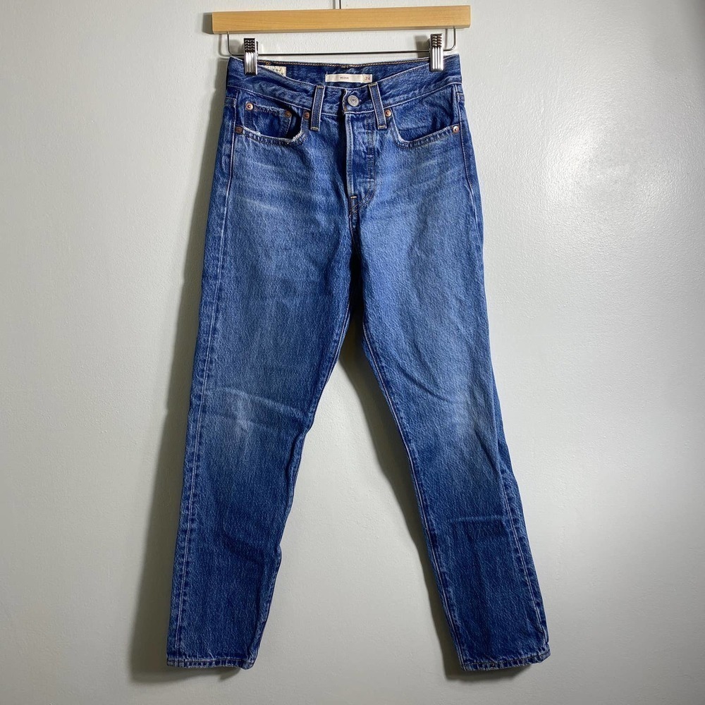Levi's Wedgie Jeans